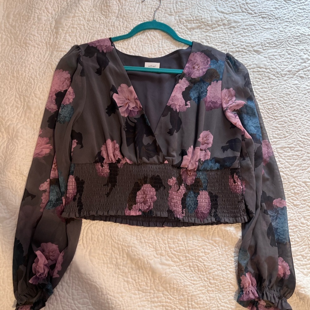 Wilfred Gray Floral V-Neck Blouse